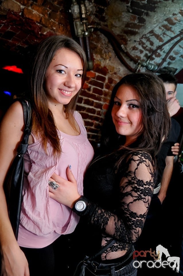 NMD Student's Party în Club Escape,