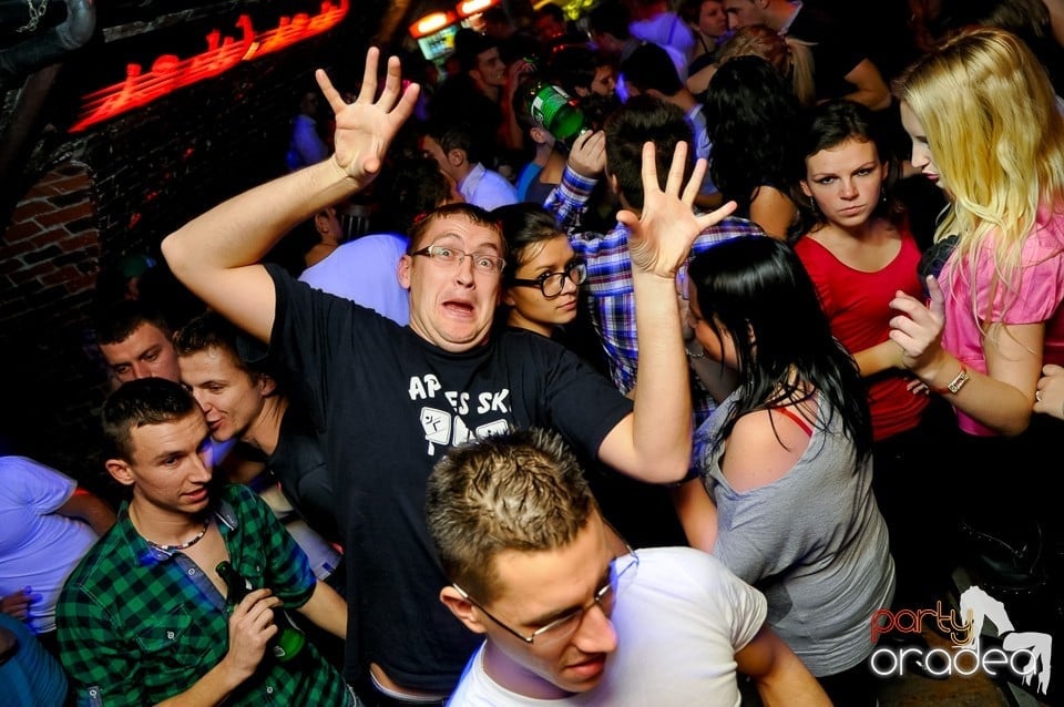 NMD Student's Party în Club Escape,