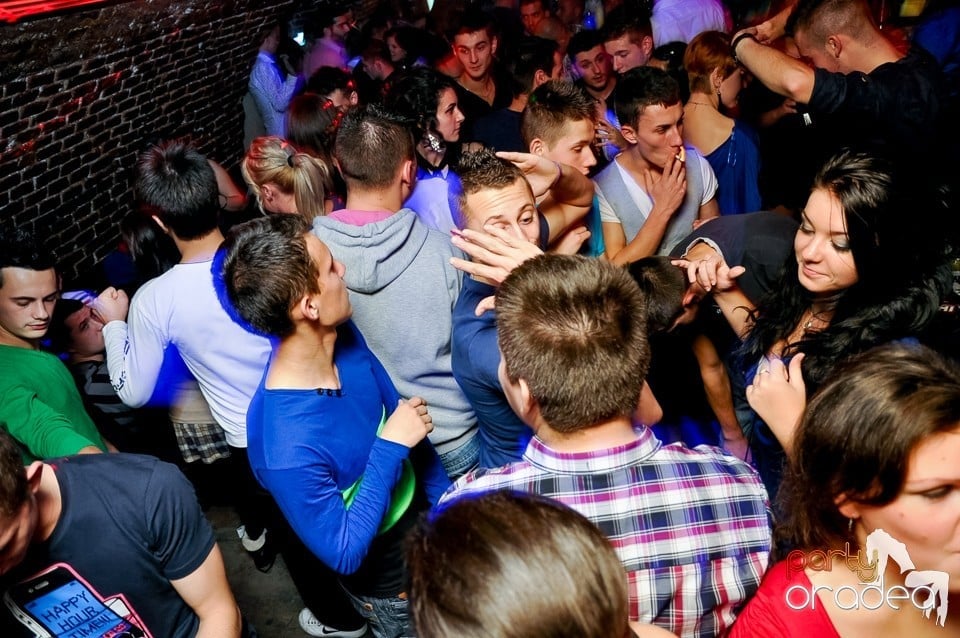 NMD Student's Party în Club Escape,