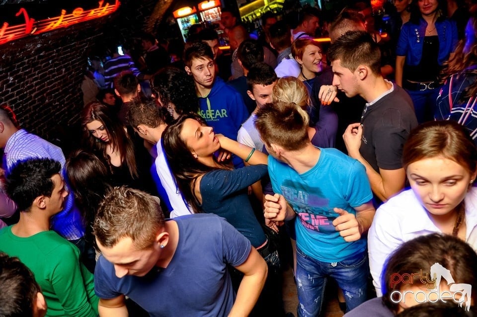 NMD Student's Party în Club Escape,