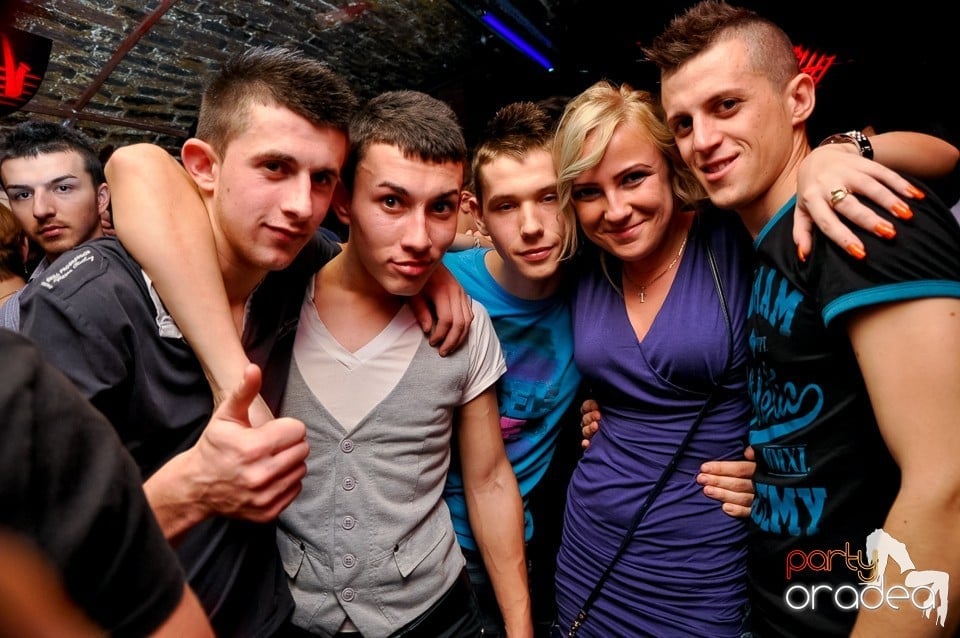 NMD Student's Party în Club Escape,