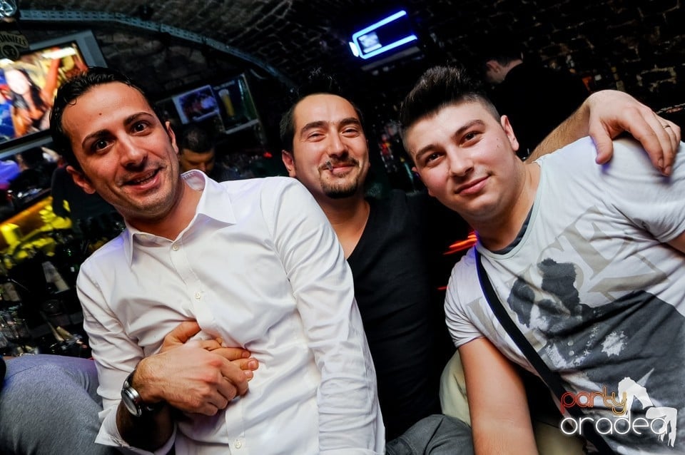 NMD Student's Party în Club Escape,