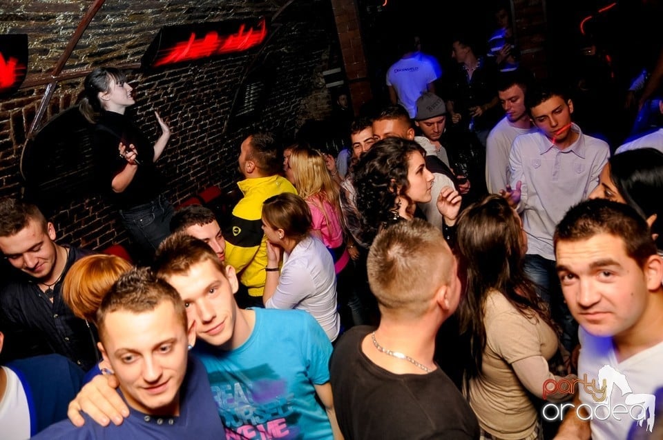 NMD Student's Party în Club Escape,