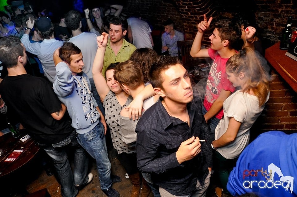 NMD Student's Party în Club Escape,