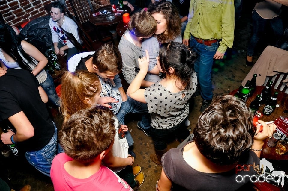 NMD Student's Party în Club Escape,