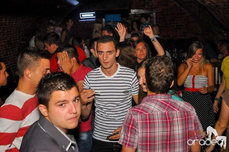 NMD Student's Party în Club Escape, 