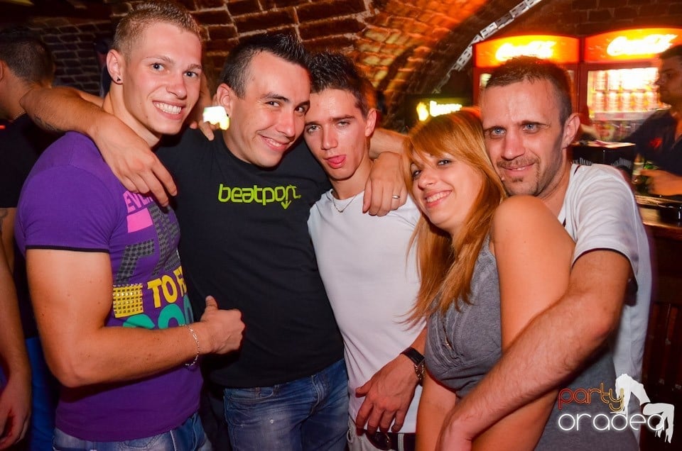 NMD Student's Party în Club Escape, Escape