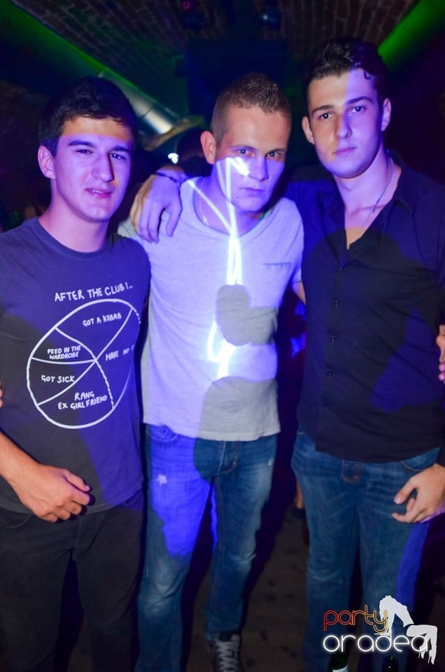NMD Student's Party în Club Escape, Escape
