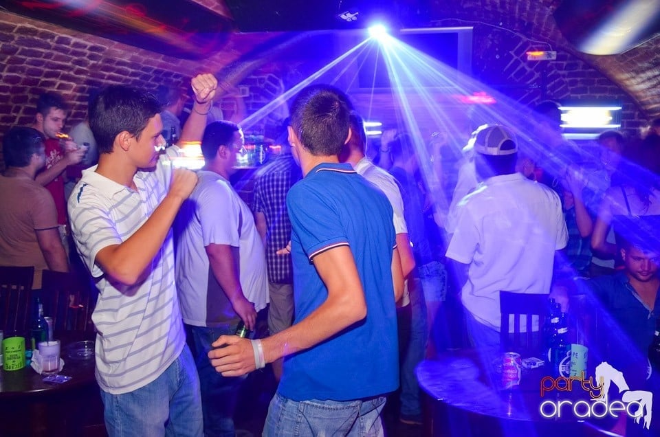 NMD Student's Party în Club Escape, 