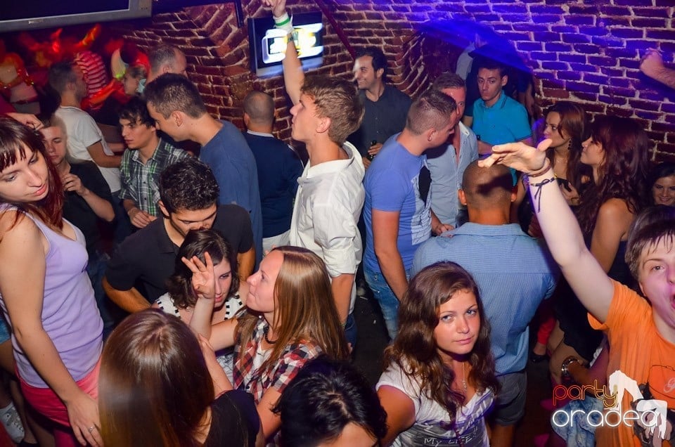 NMD Student's Party în Club Escape, 