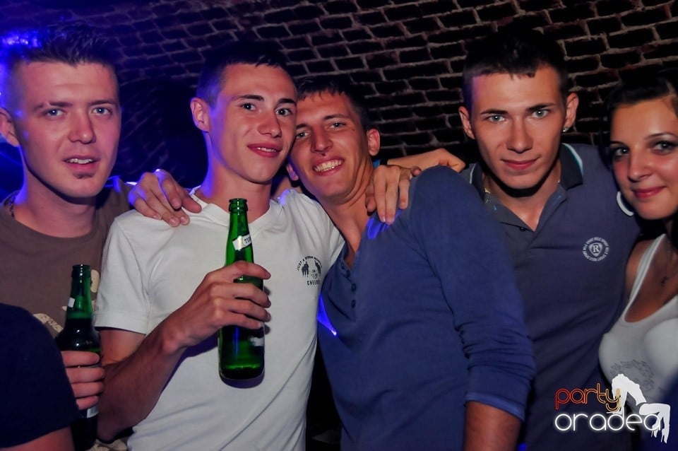 NMD Student's Party în Club Escape, 