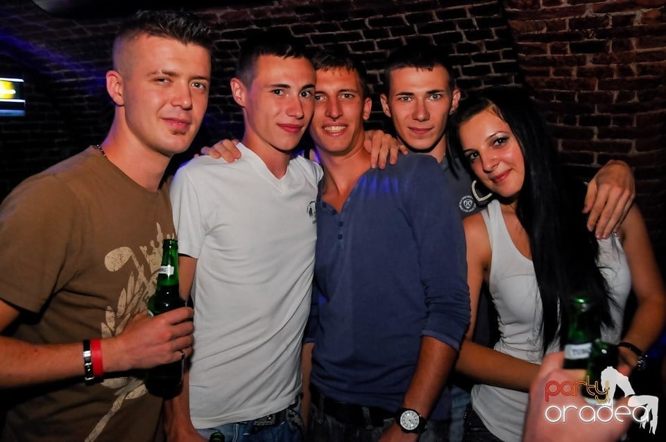 NMD Student's Party în Club Escape, Escape