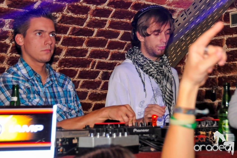 NMD Student's Party în Club Escape, Escape