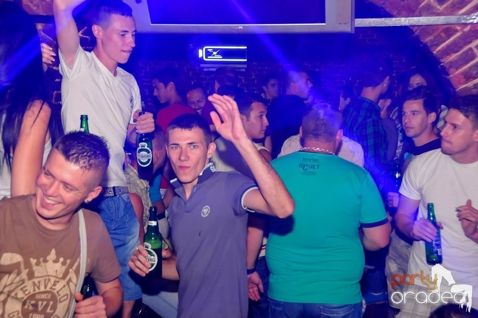 NMD Student's Party în Club Escape, 