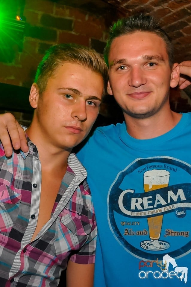 NMD Student's Party în Club Escape, 