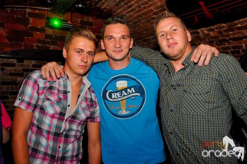 NMD Student's Party în Club Escape, 