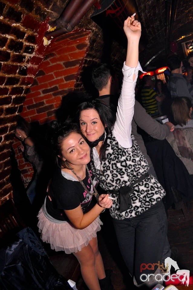 NMD Valentine's Party în Escape, 