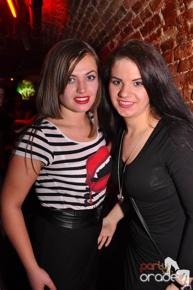 NMD Valentine's Party în Escape, 