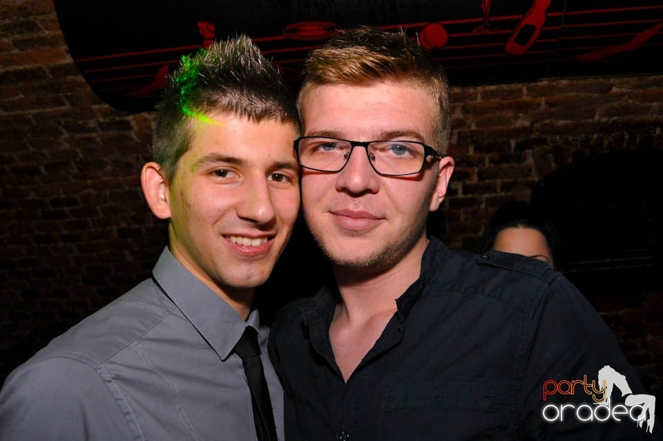 NMD Valentine's Party în Escape, 