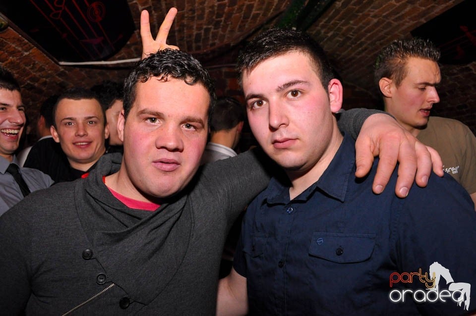 NMD Valentine's Party în Escape, 