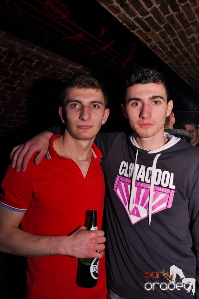 NMD Valentine's Party în Escape, 