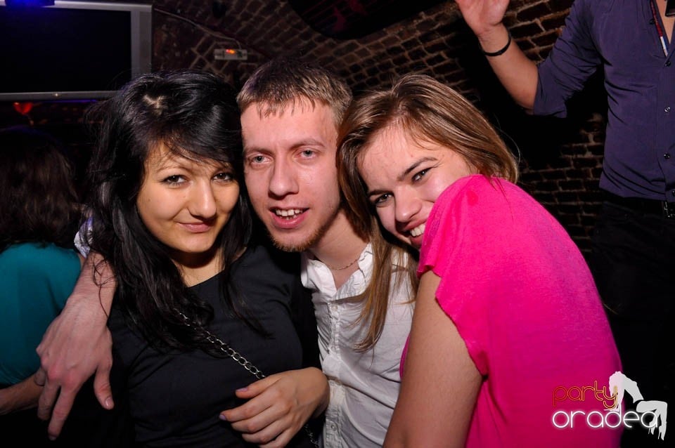 NMD Valentine's Party în Escape, 