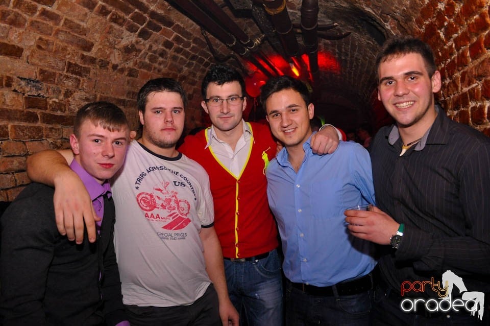 NMD Valentine's Party în Escape, 