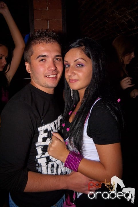 Noapte de distracţie în Escape, 