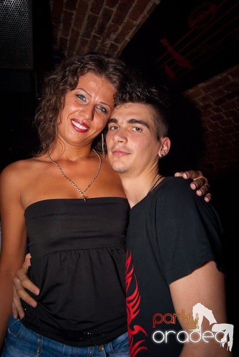 Noapte de distracţie în Escape, 