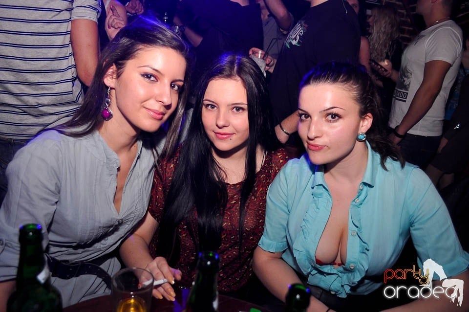 Noapte fierbinte în Escape,