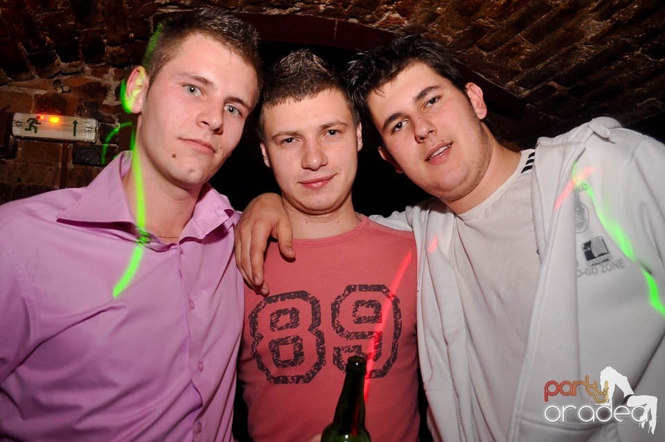Noapte fierbinte în Escape,
