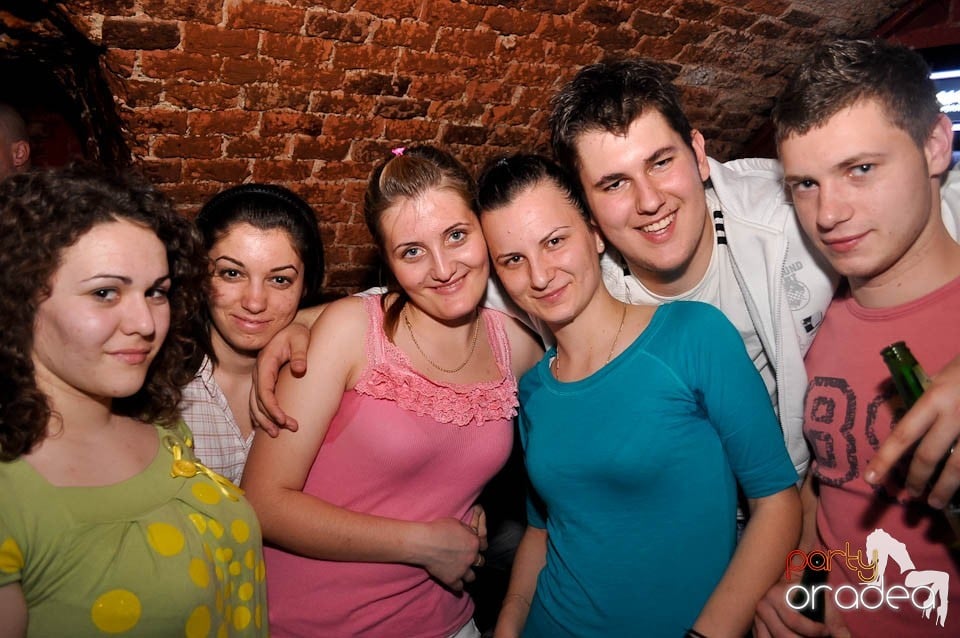 Noapte fierbinte în Escape,