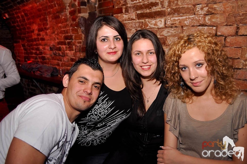 Noapte fierbinte în Escape,