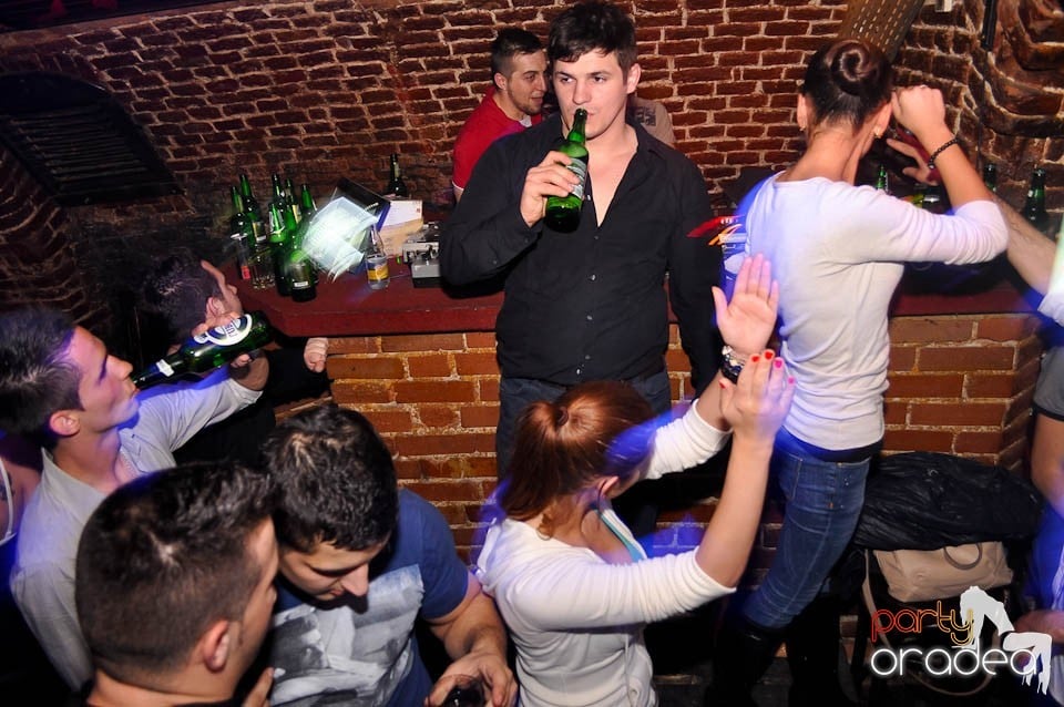 Noapte fierbinte în Escape,