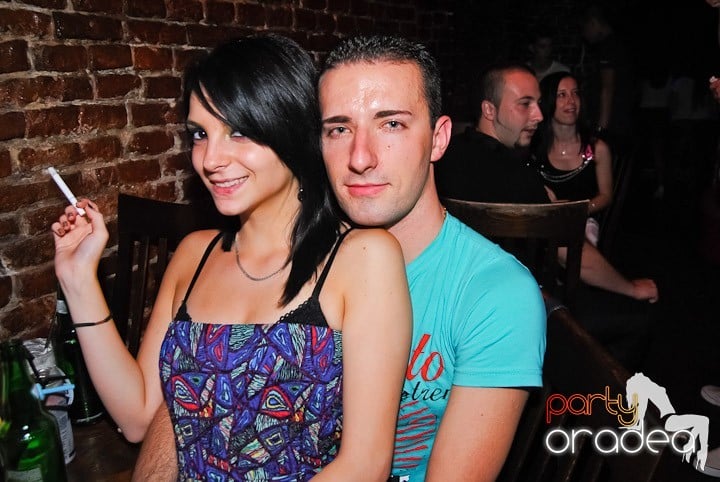 Non-Stop Party în Club Escape, 