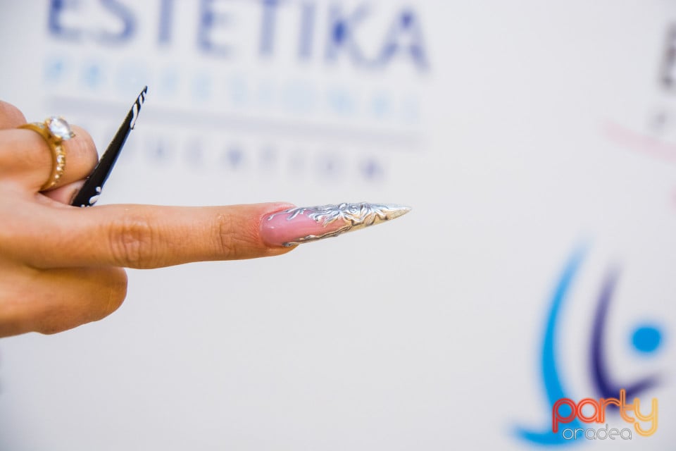 Noutăţi şi tendinţe în materie de beauty by Estetika Profesional, Lotus Center