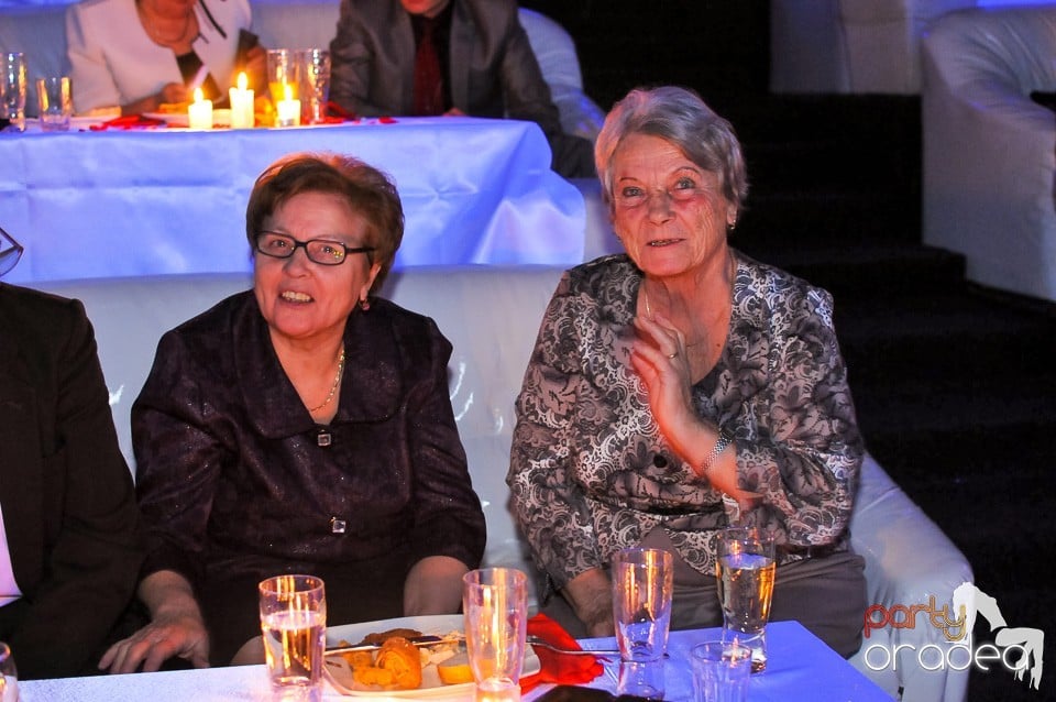 Nuntă de argint în No Problem,