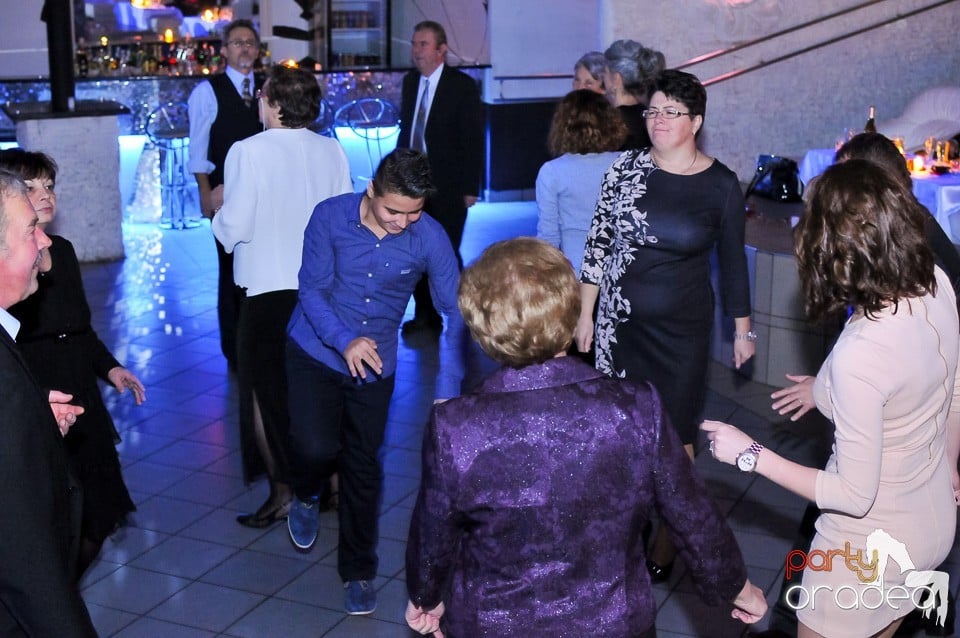 Nuntă de argint în No Problem,