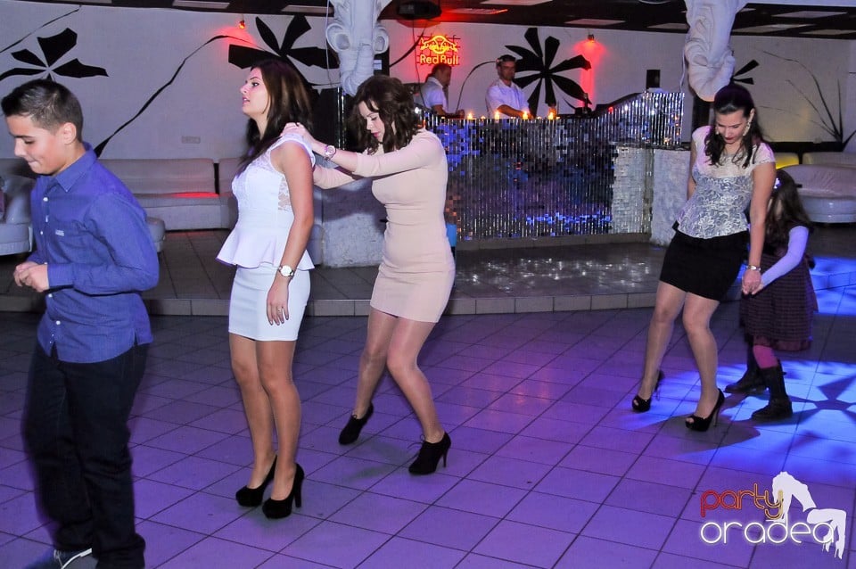Nuntă de argint în No Problem,