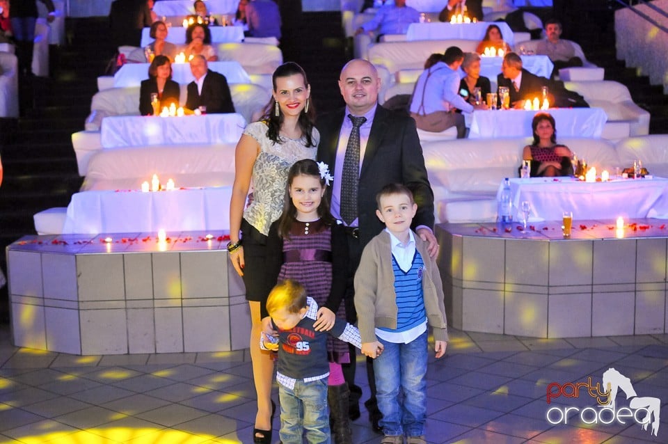 Nuntă de argint în No Problem,