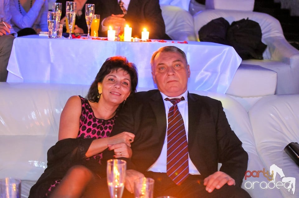 Nuntă de argint în No Problem,