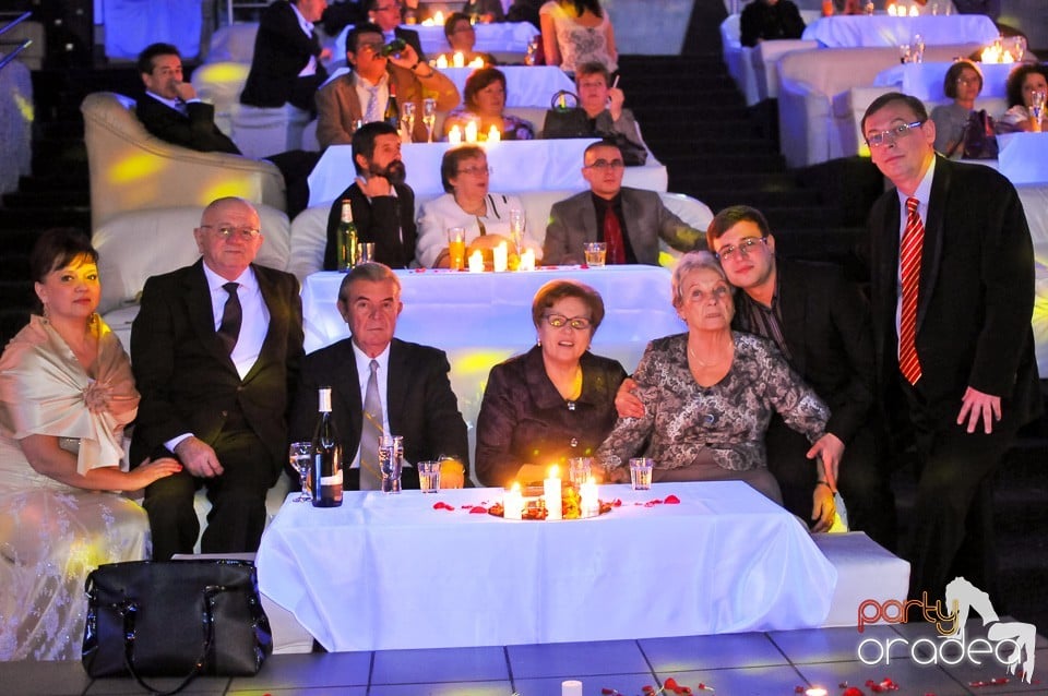 Nuntă de argint în No Problem,