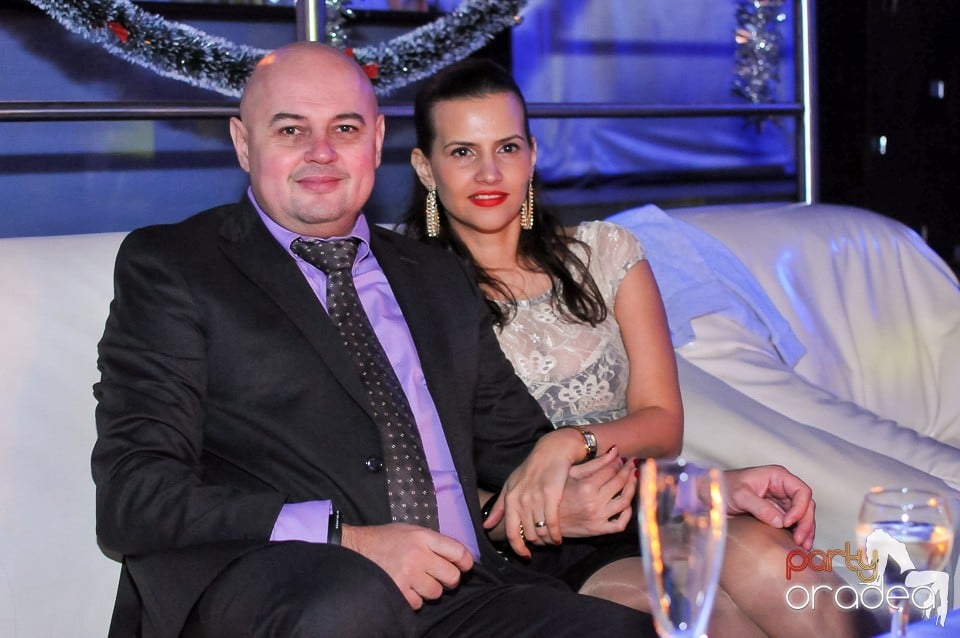 Nuntă de argint în No Problem,
