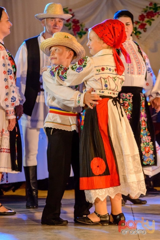 Nunta de aur pentru Nuntaşii Bihorului, Casa de Cultură a Sindicatelor din Oradea