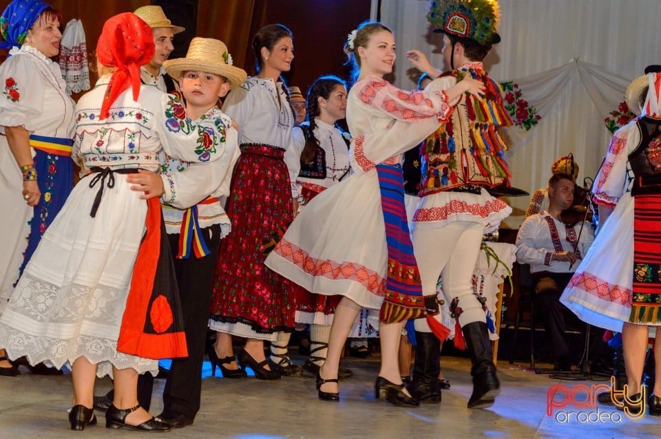 Nunta de aur pentru Nuntaşii Bihorului, Casa de Cultură a Sindicatelor din Oradea