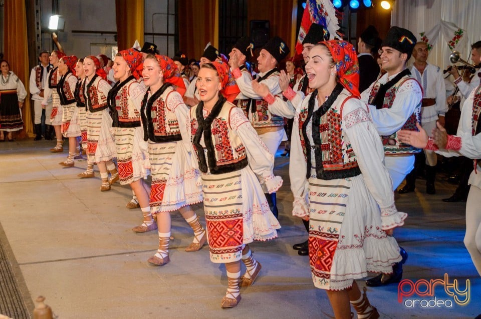 Nunta de aur pentru Nuntaşii Bihorului, Casa de Cultură a Sindicatelor din Oradea