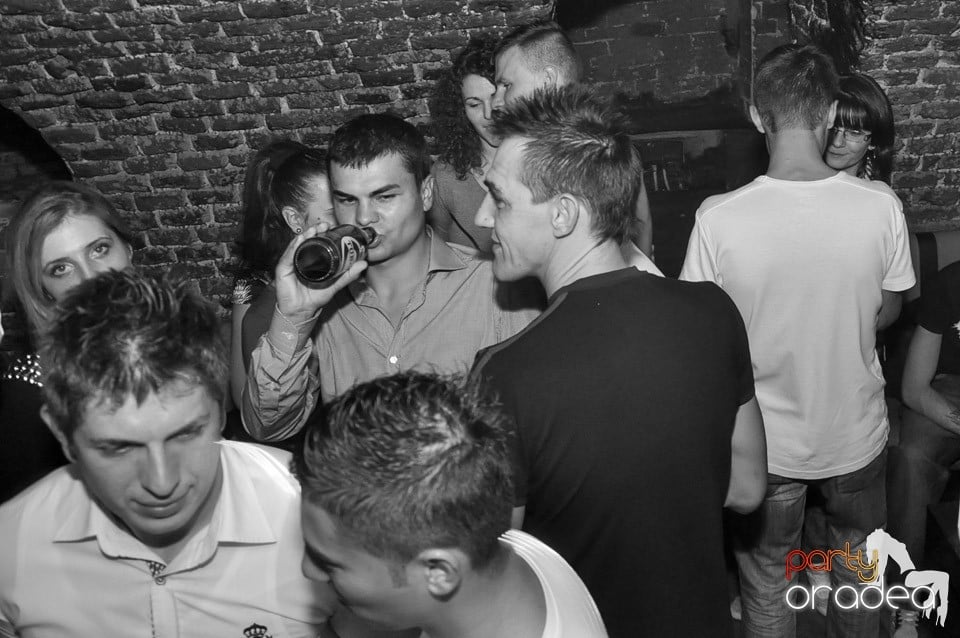 O nouă ediţie a petrecerilor