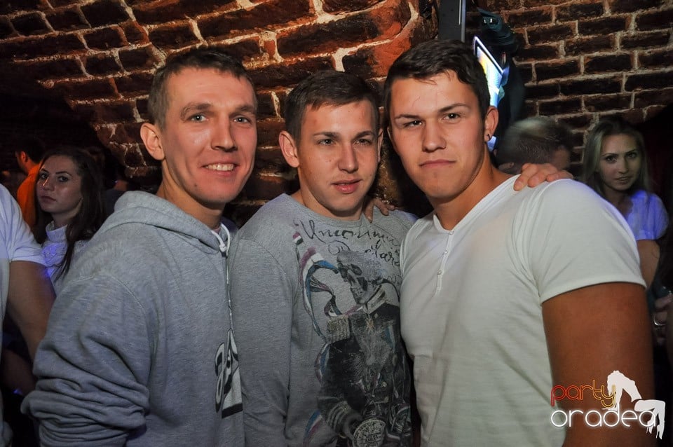 O nouă ediţie a petrecerilor 