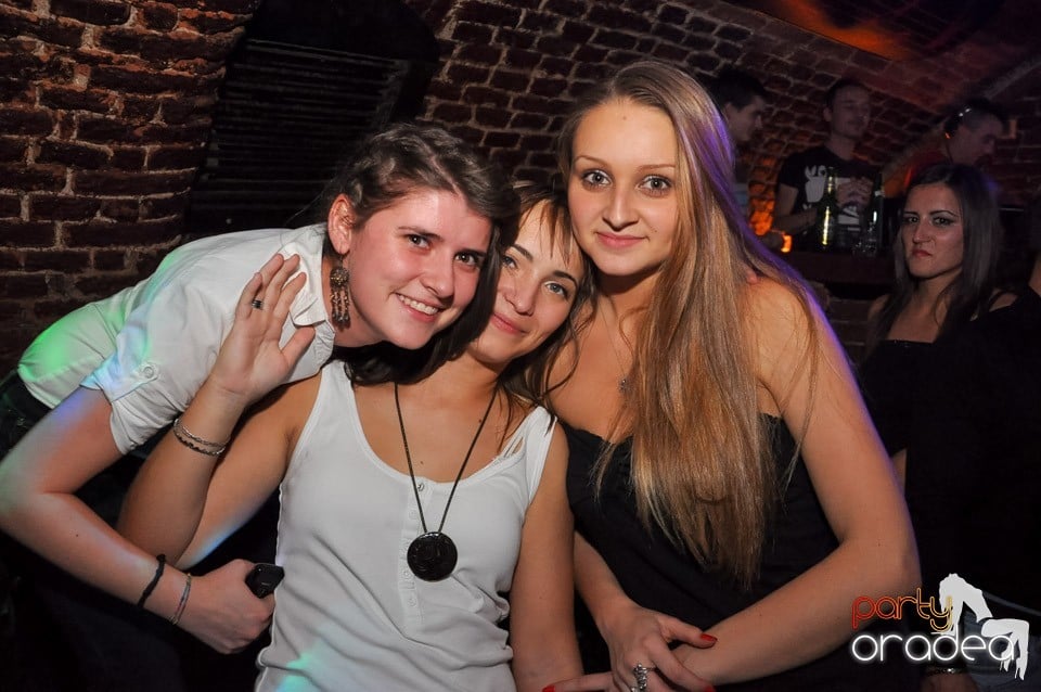 O nouă ediţie a petrecerilor 