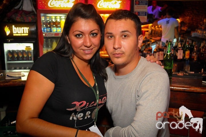 O nouă petrecere în Escape, 